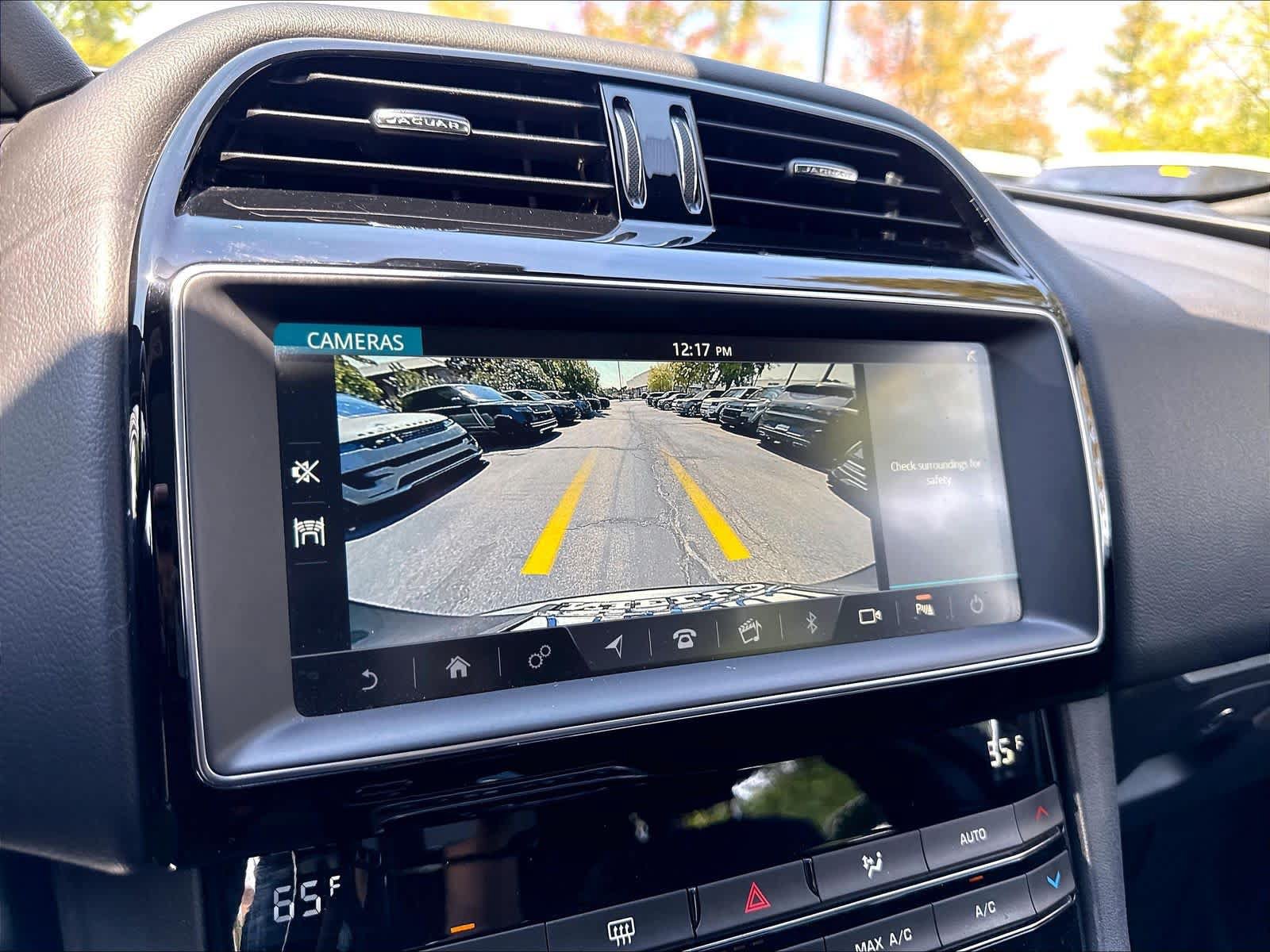 Used 2019 Jaguar F-PACE Premium AWD/4WD image 21