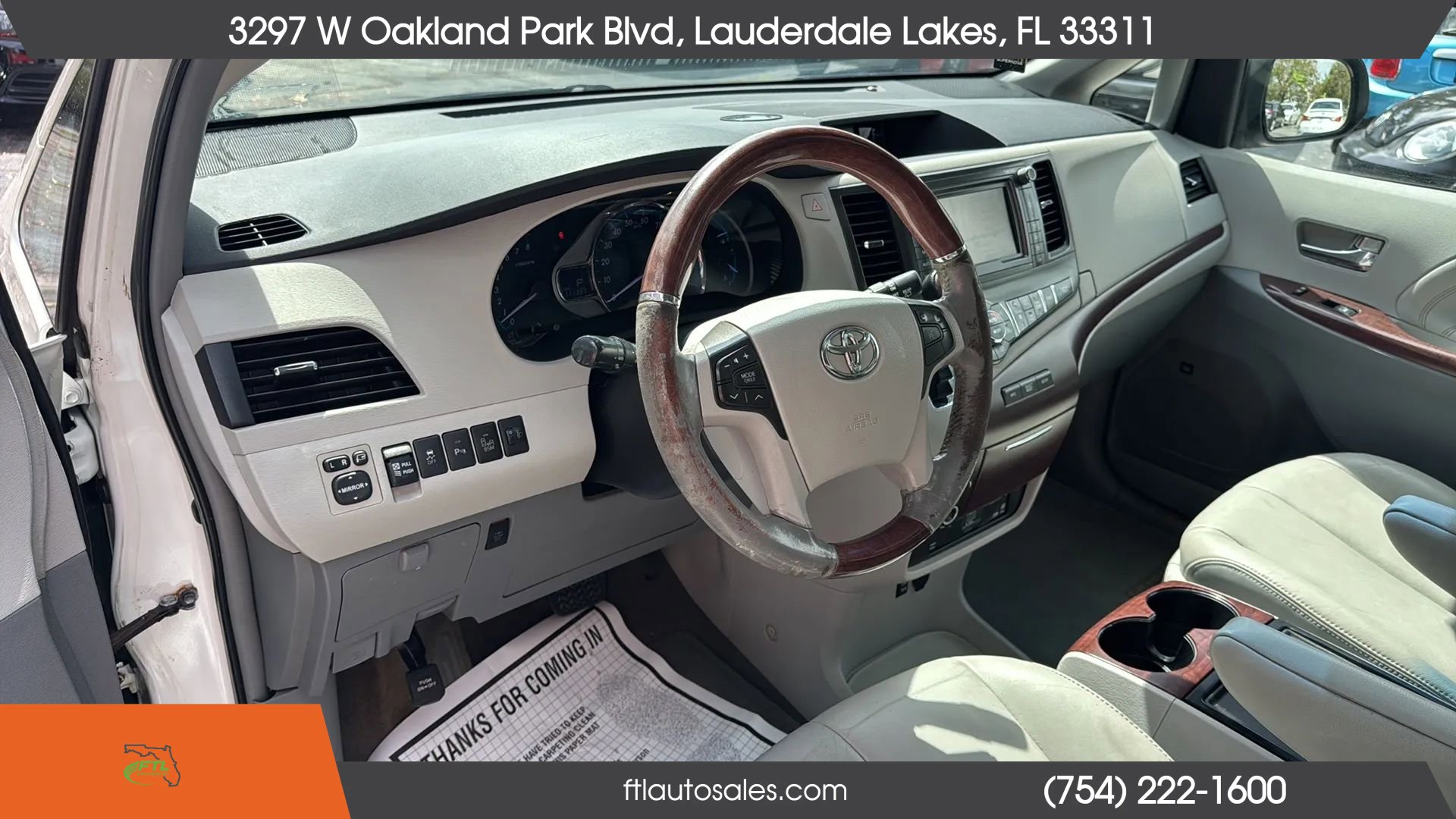 Used 2014 Toyota Sienna Limited w/ Limited Premium Package image 23