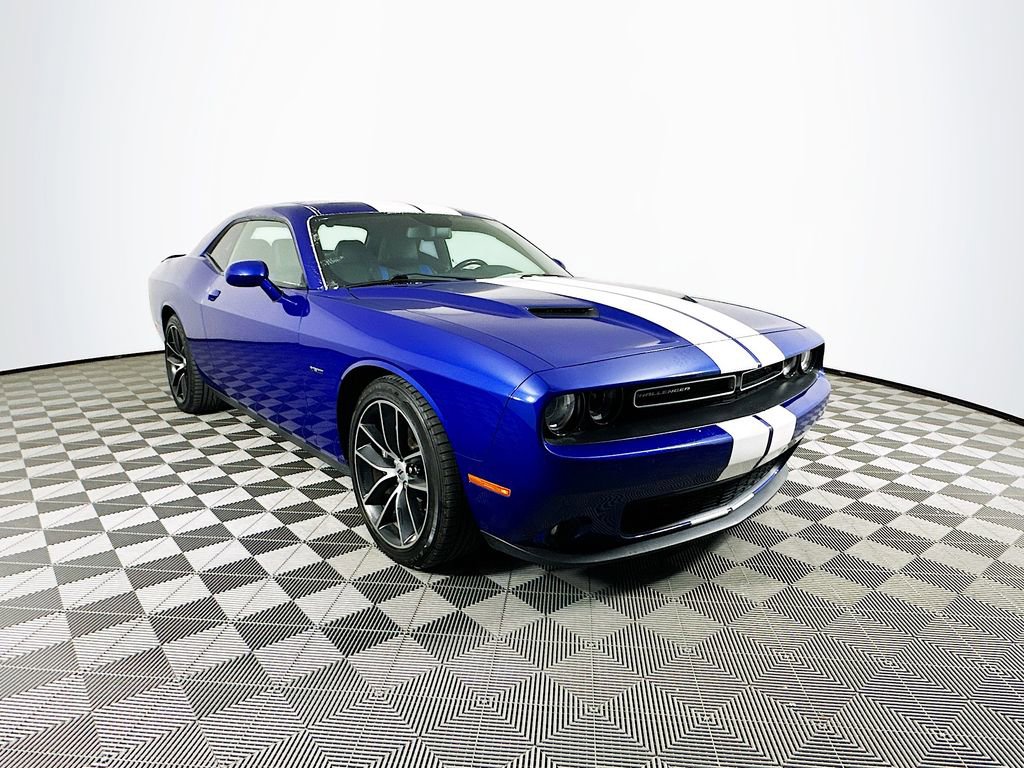 Used 2018 Dodge Challenger R/T w/ Performance Handling Group image 3