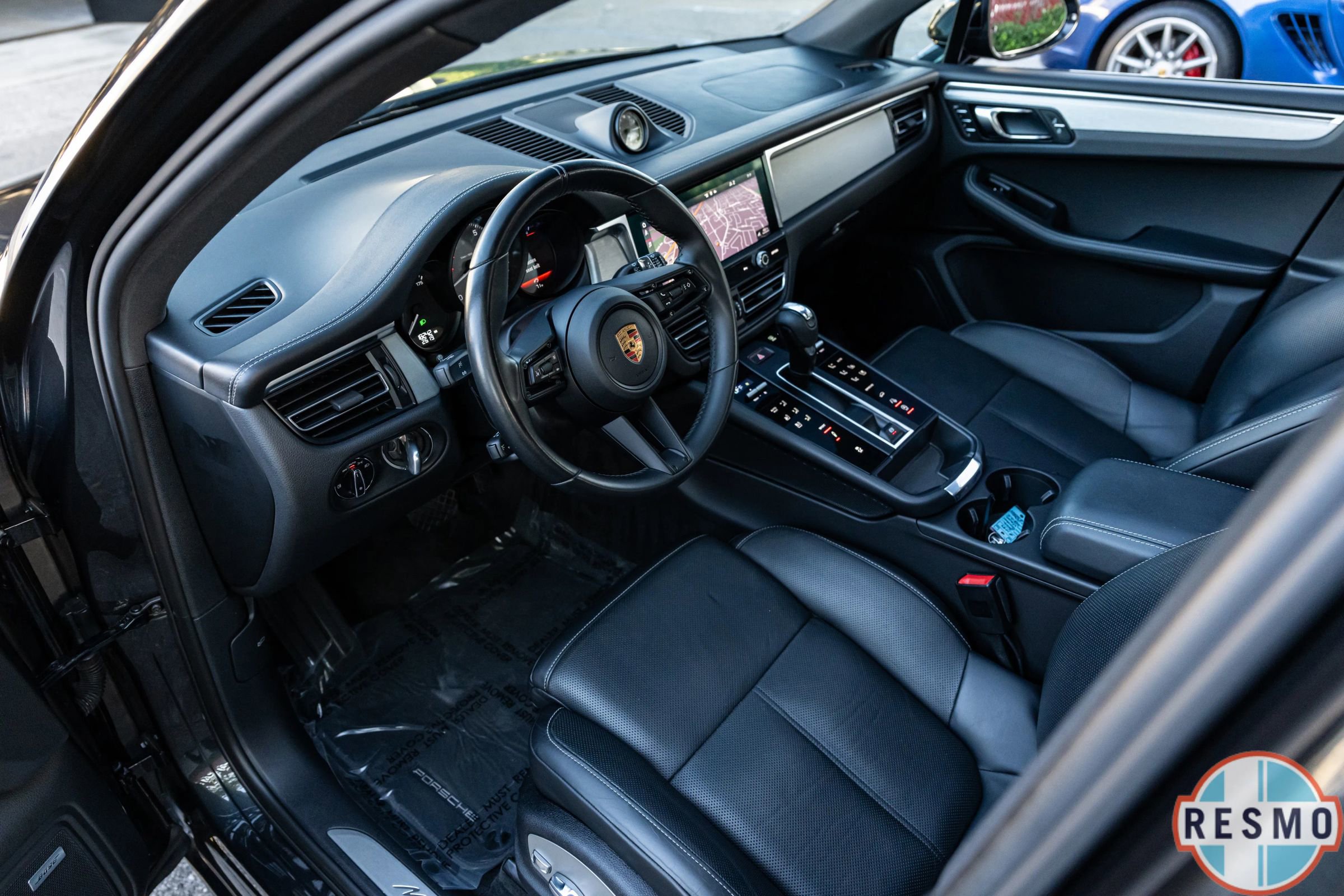 Used 2022 Porsche Macan S AWD/4WD image 35