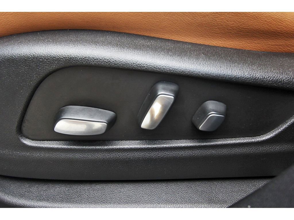 Used 2023 Cadillac XT5 Premium Luxury image 28