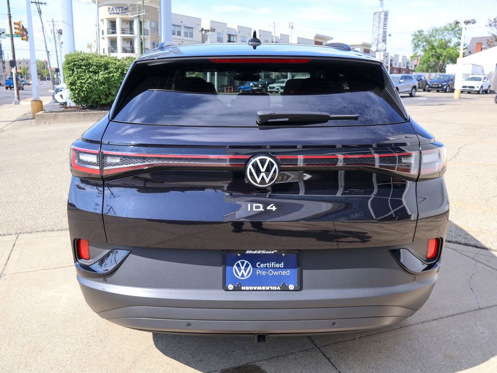 Used 2023 Volkswagen ID.4 Pro S image 4