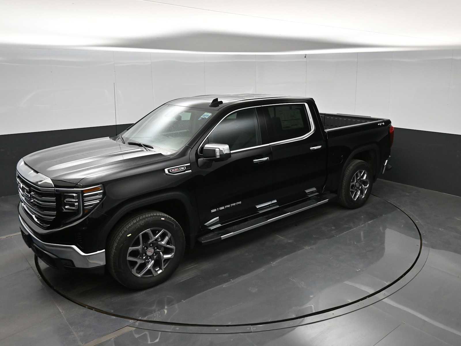 New 2026 GMC Sierra 1500 SLT w/ SLT Premium Package AWD/4WD image 28