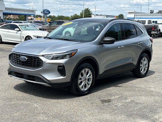 Certified 2024 Ford Escape Active w/ Tech Pack #1 AWD/4WD image 5