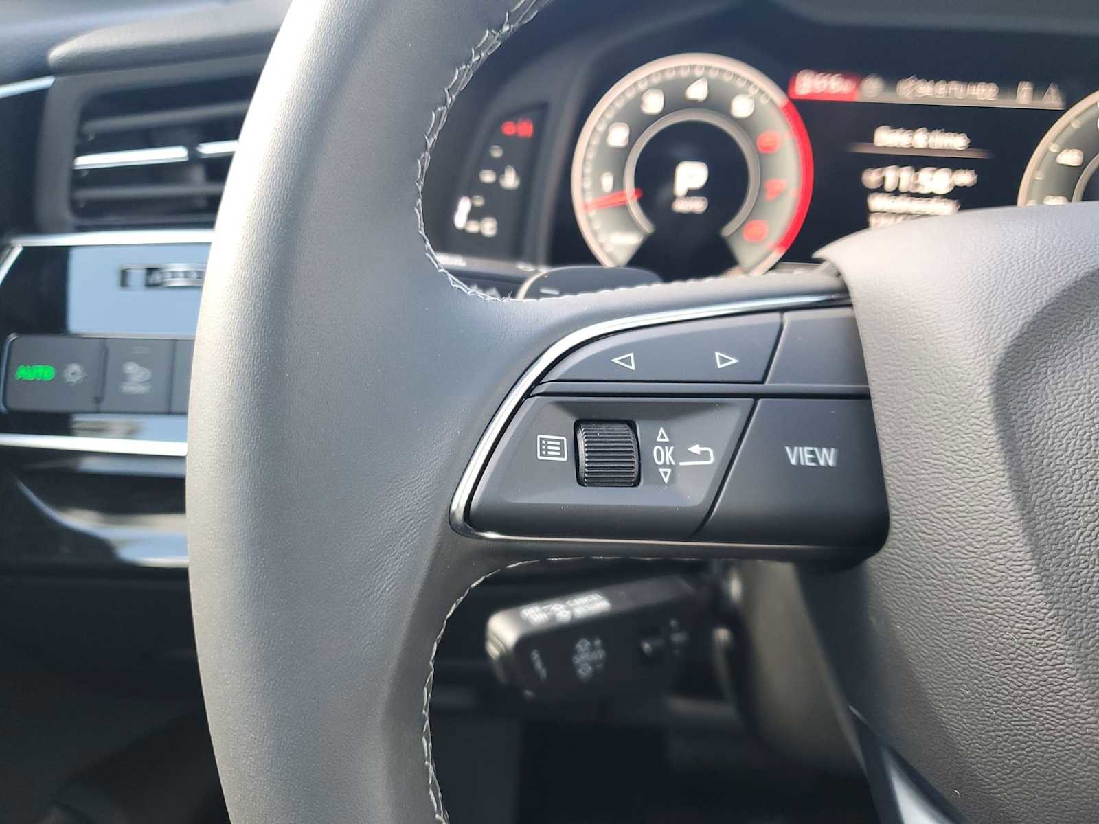 Certified 2025 Audi Q8 Premium Plus image 17