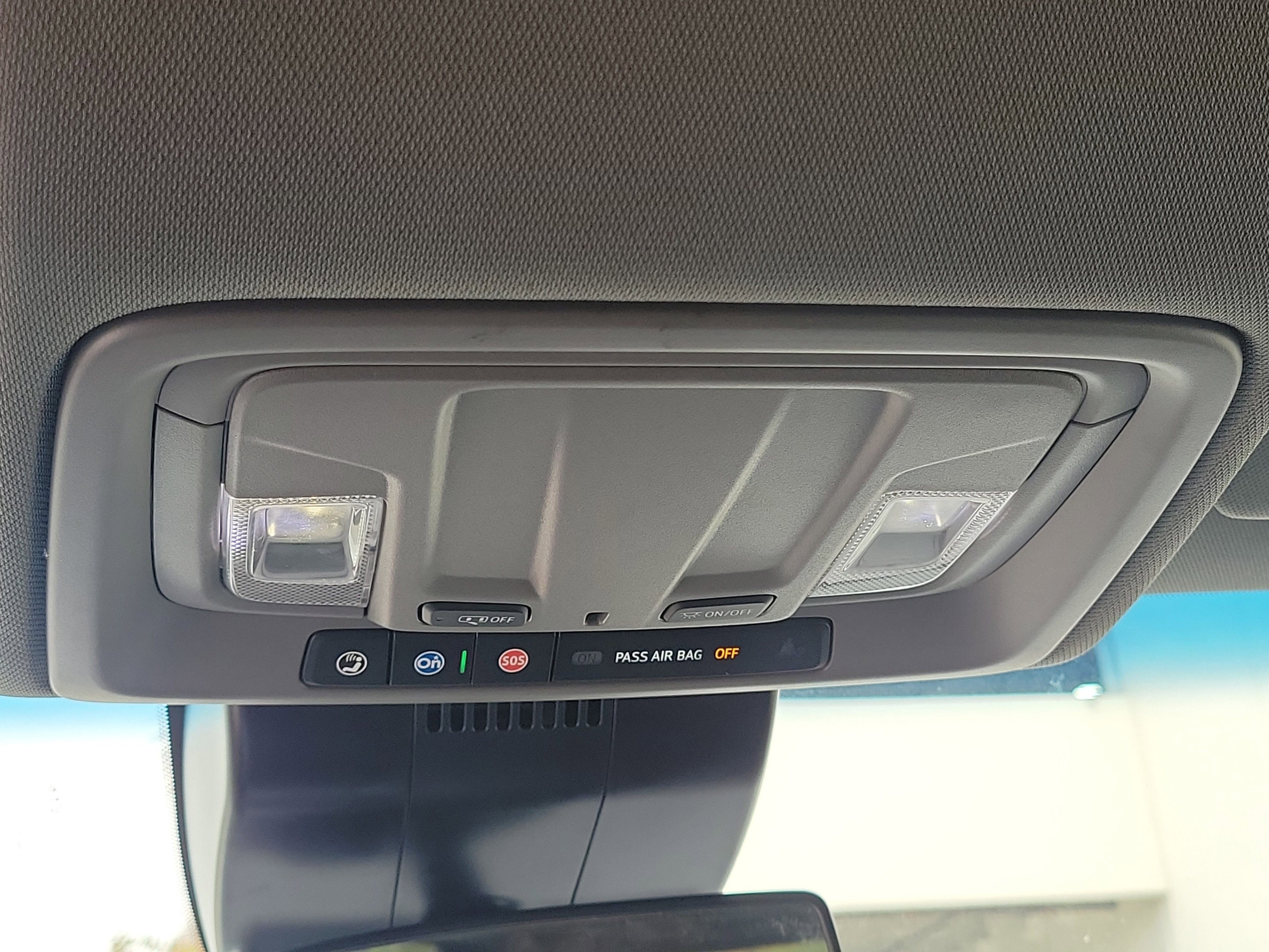 Used 2025 Chevrolet Silverado 1500 LT image 27