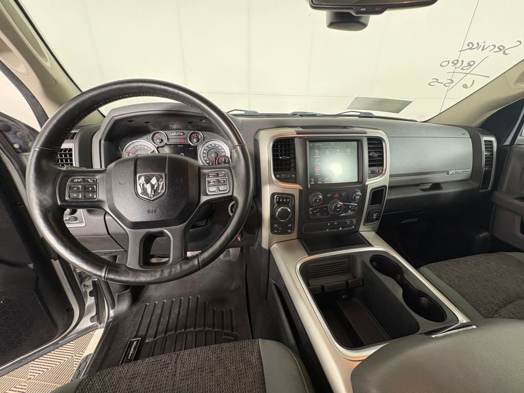 Used 2017 RAM 1500 Big Horn AWD/4WD image 7