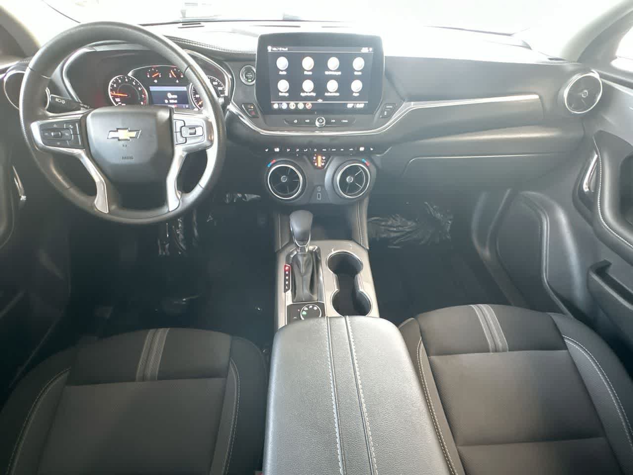 Used 2025 Chevrolet Blazer LT AWD/4WD image 24