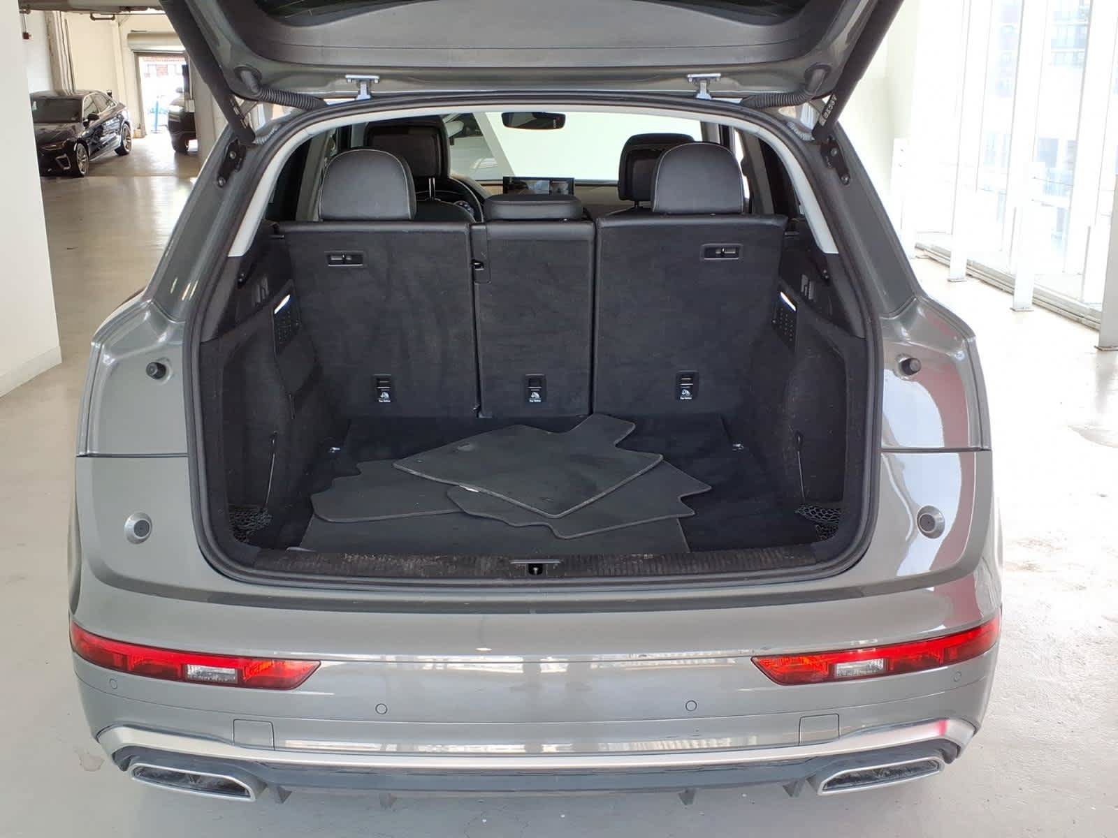 Used 2023 Audi Q5 2.0T Premium Plus w/ Premium Plus Package AWD/4WD image 11