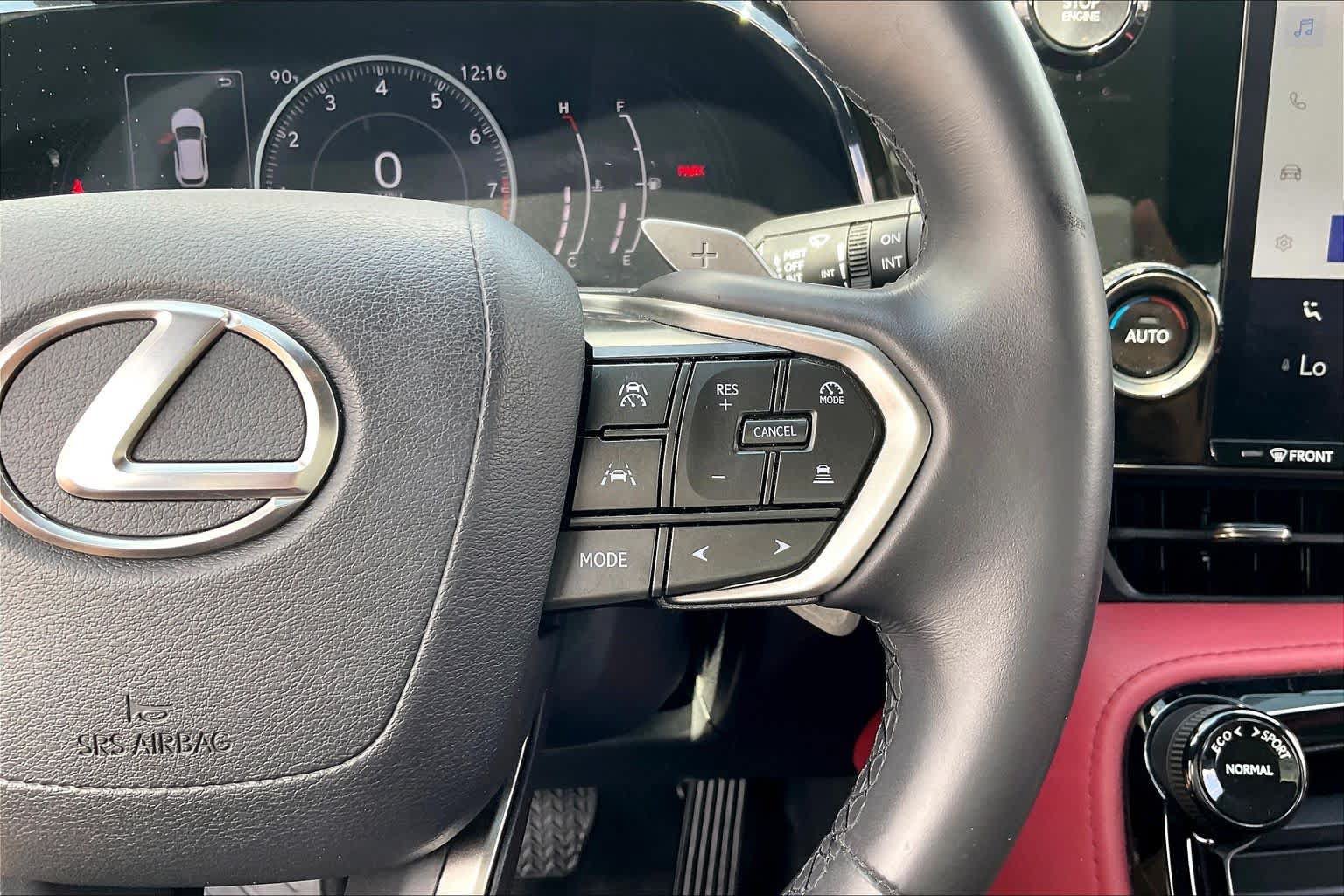 Used 2024 Lexus NX 250 FWD w/ Towing Package (2000 Lbs) image 22