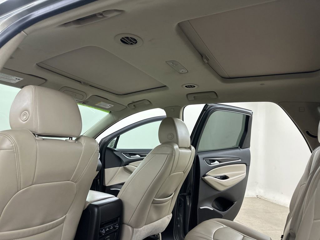 Used 2019 Buick Enclave Essence image 30