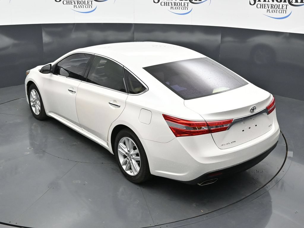 Used 2014 Toyota Avalon XLE FWD image 22