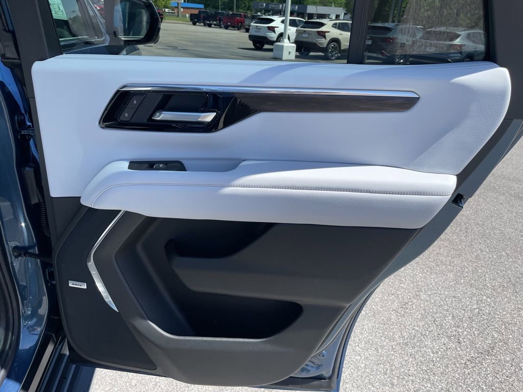 New 2026 Chevrolet Tahoe Premier w/ Sun And Tow Package AWD/4WD image 40