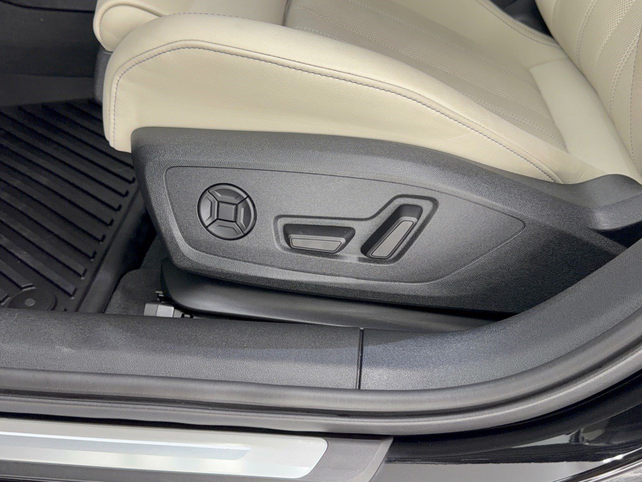 Used 2026 Audi A6 Premium w/ Convenience Package AWD/4WD image 16