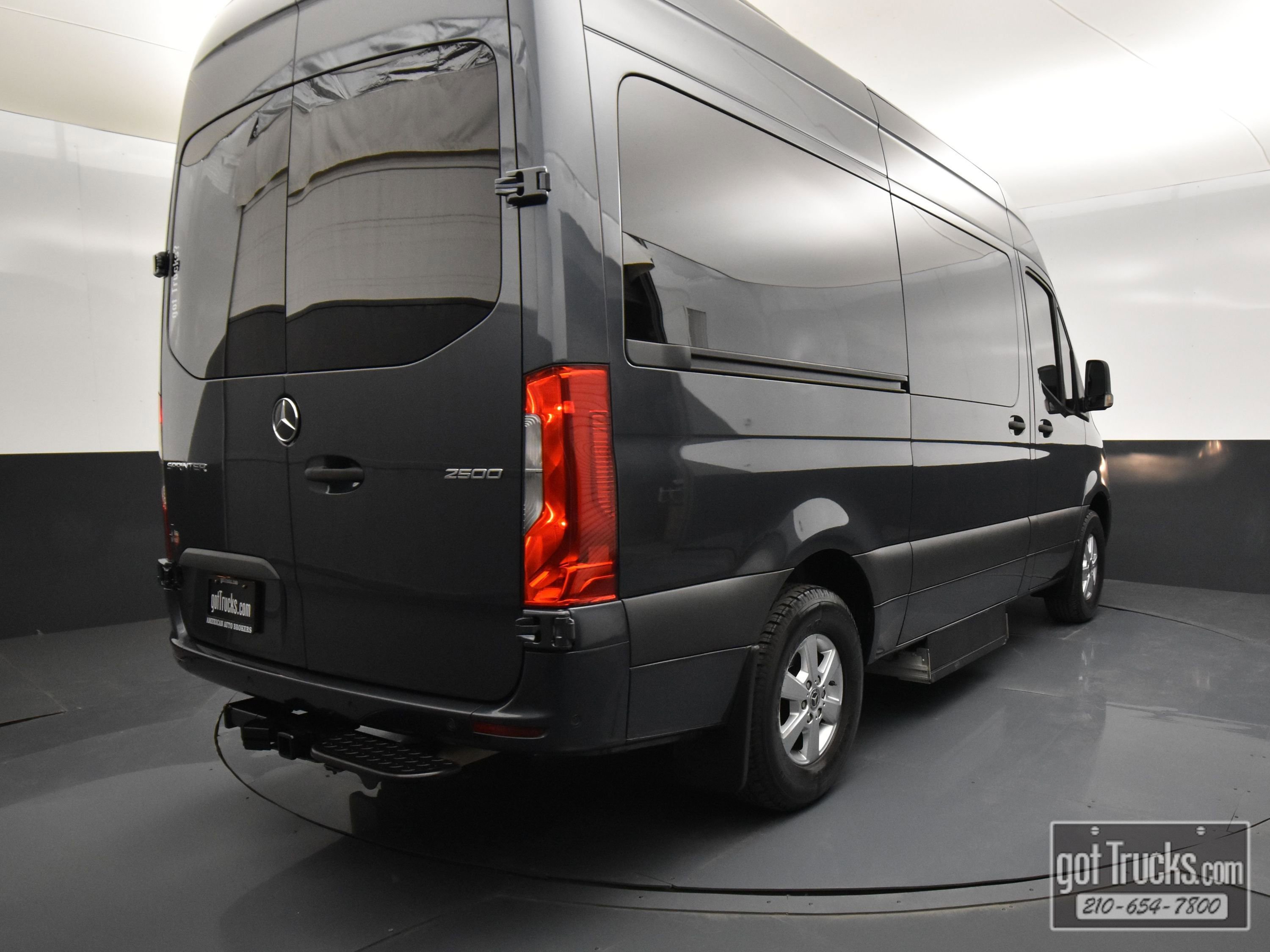 Used 2019 Mercedes-Benz Sprinter 2500 image 52