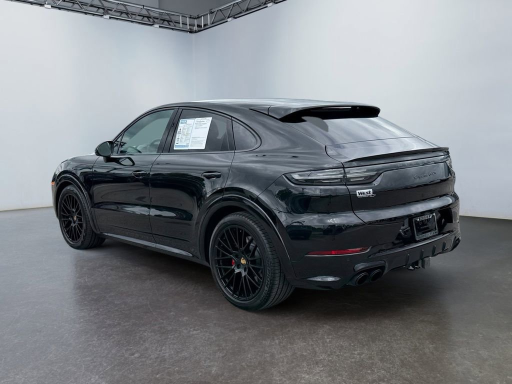 Used 2023 Porsche Cayenne GTS AWD/4WD image 5