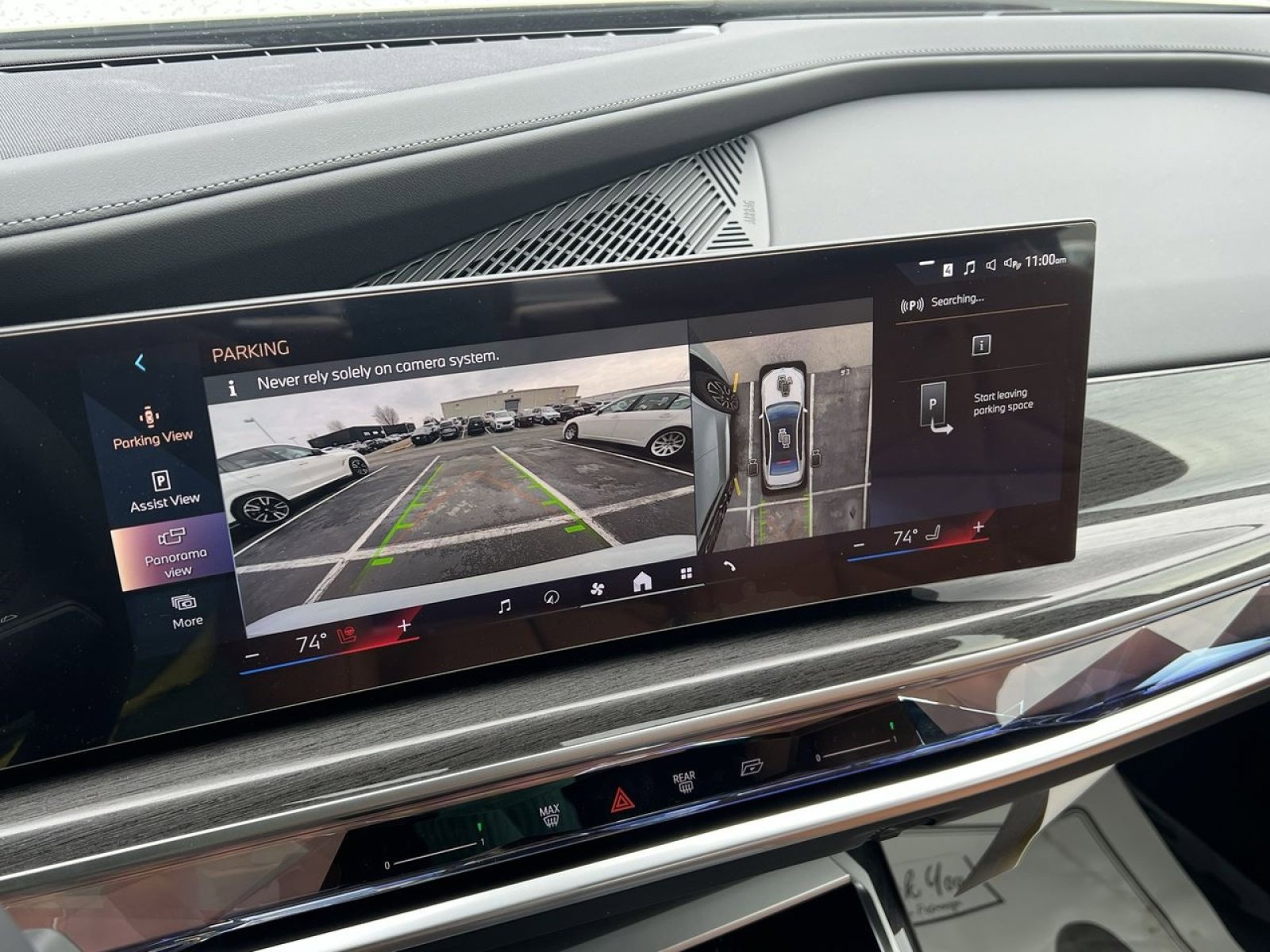 New 2026 BMW 740i xDrive w/ Premium Package AWD/4WD image 16