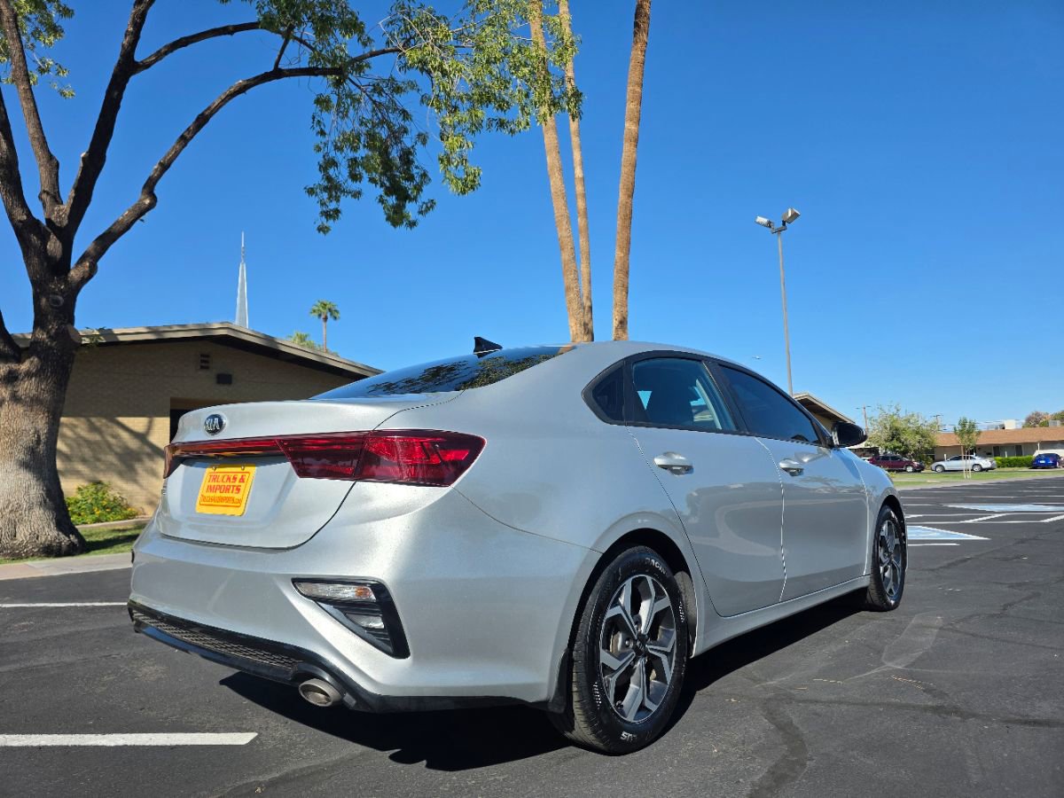 Used 2019 Kia Forte LXS image 7
