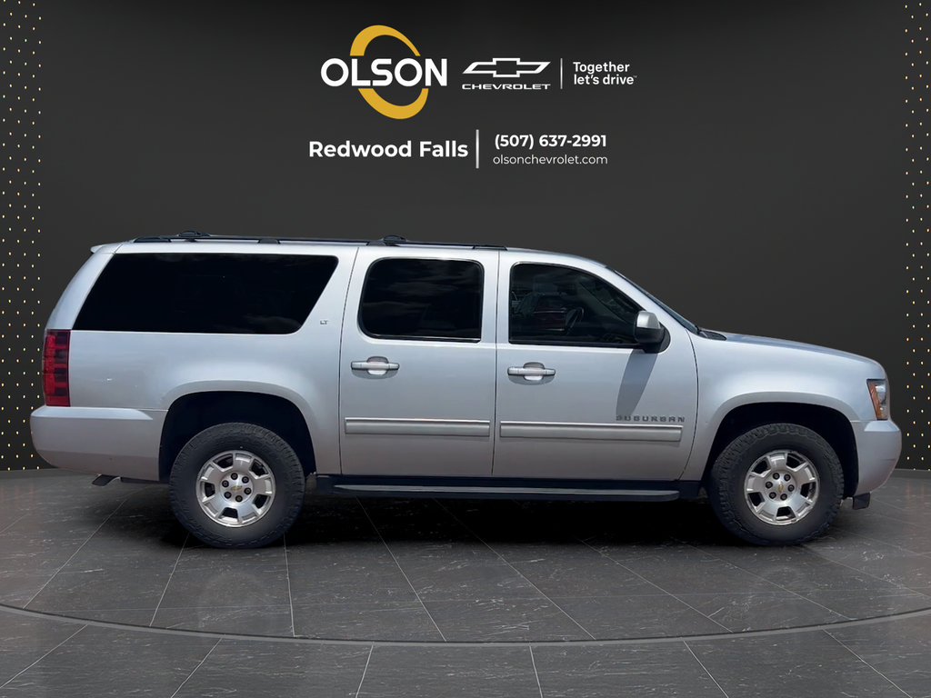 Used 2014 Chevrolet Suburban LT AWD/4WD image 6