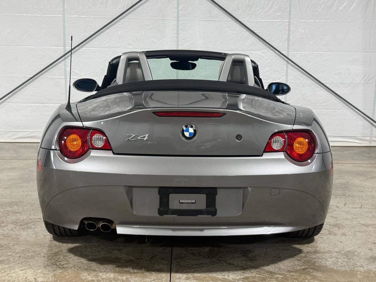 Used 2003 BMW Z4 2.5i RWD image 5