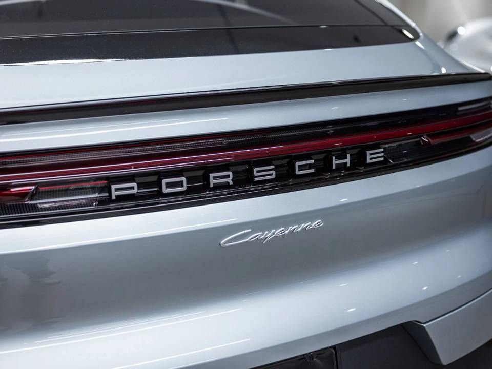 Certified 2026 Porsche Cayenne Coupe AWD/4WD image 53