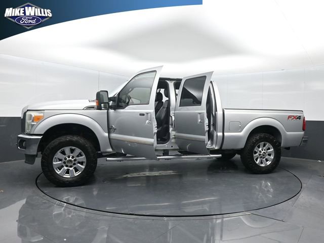 Used 2015 Ford F250 Lariat w/ Lariat Interior Package image 28