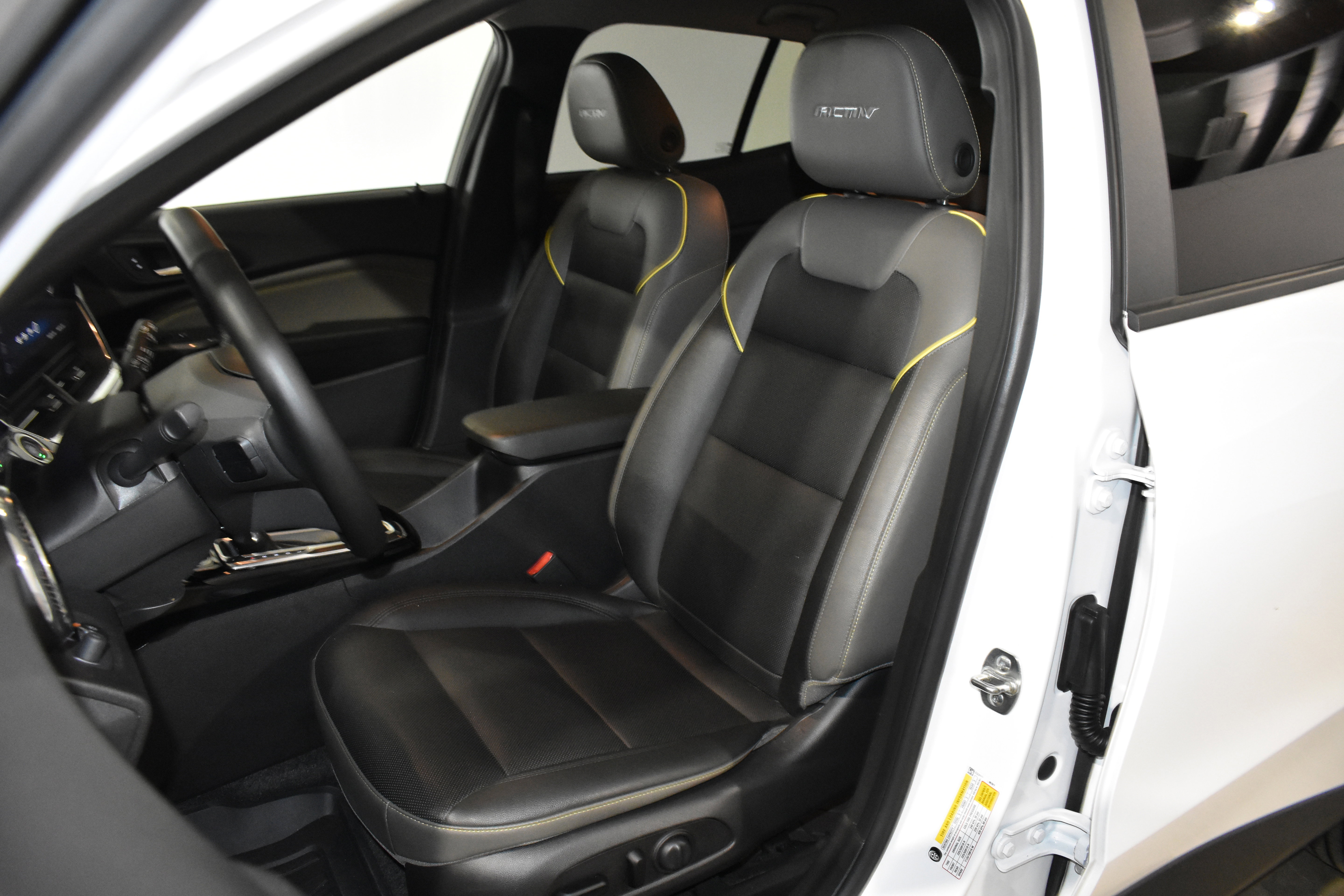 Used 2025 Chevrolet Trax ACTIV w/ Driver Confidence Package FWD image 26