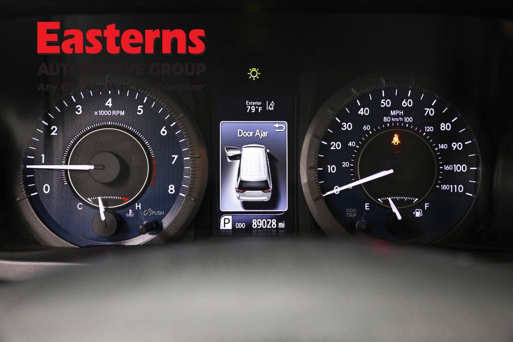 Used 2020 Toyota Sienna L FWD image 17