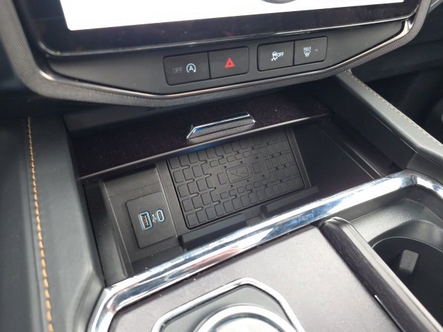 Used 2023 Ford Expedition Max Platinum image 26