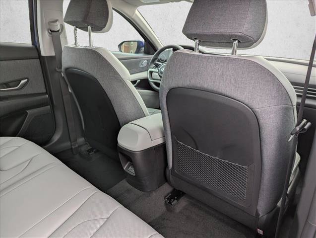 New 2026 Hyundai Elantra Limited FWD image 30