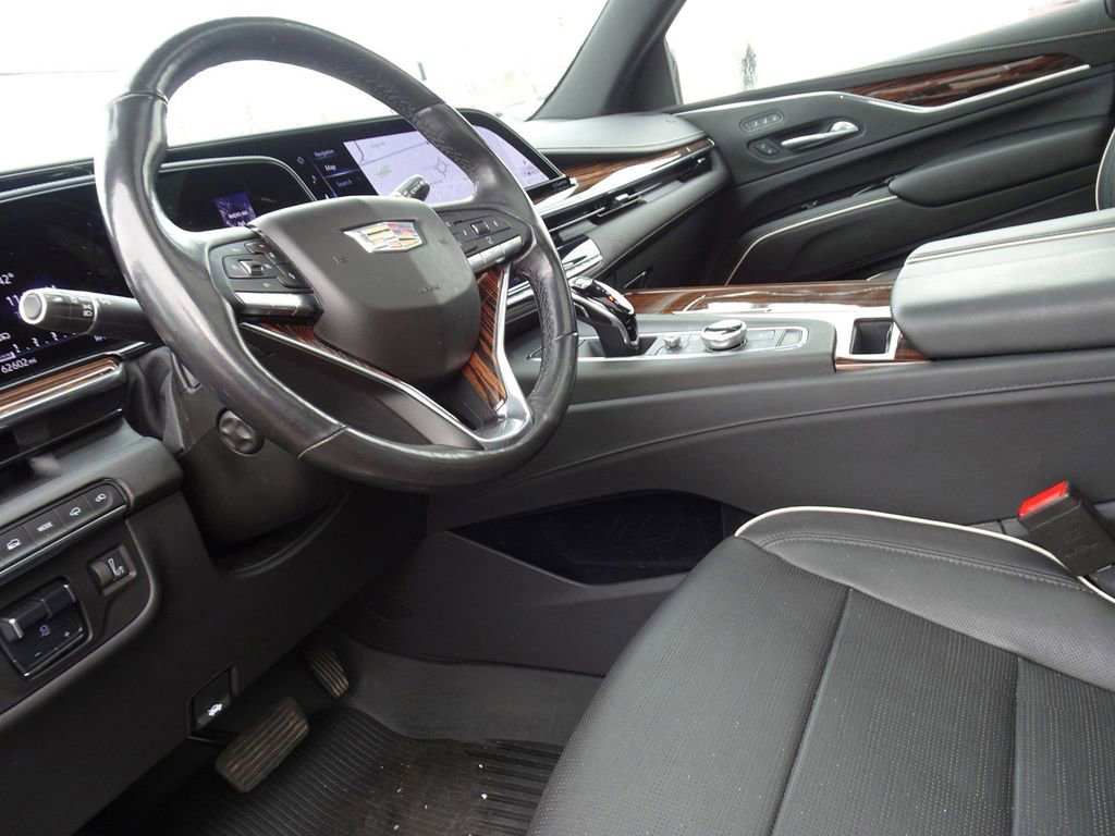 Used 2021 Cadillac Escalade ESV Premium Luxury w/ Driver Assist Tech Package image 11