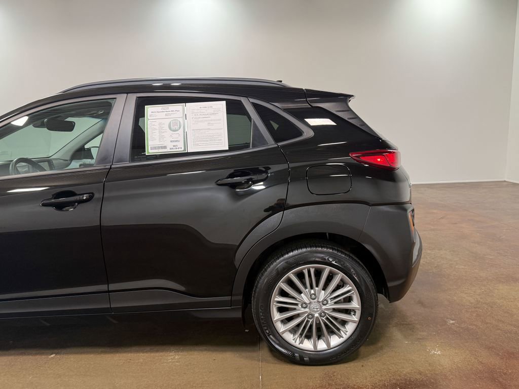 Used 2021 Hyundai Kona SEL Plus AWD/4WD image 36