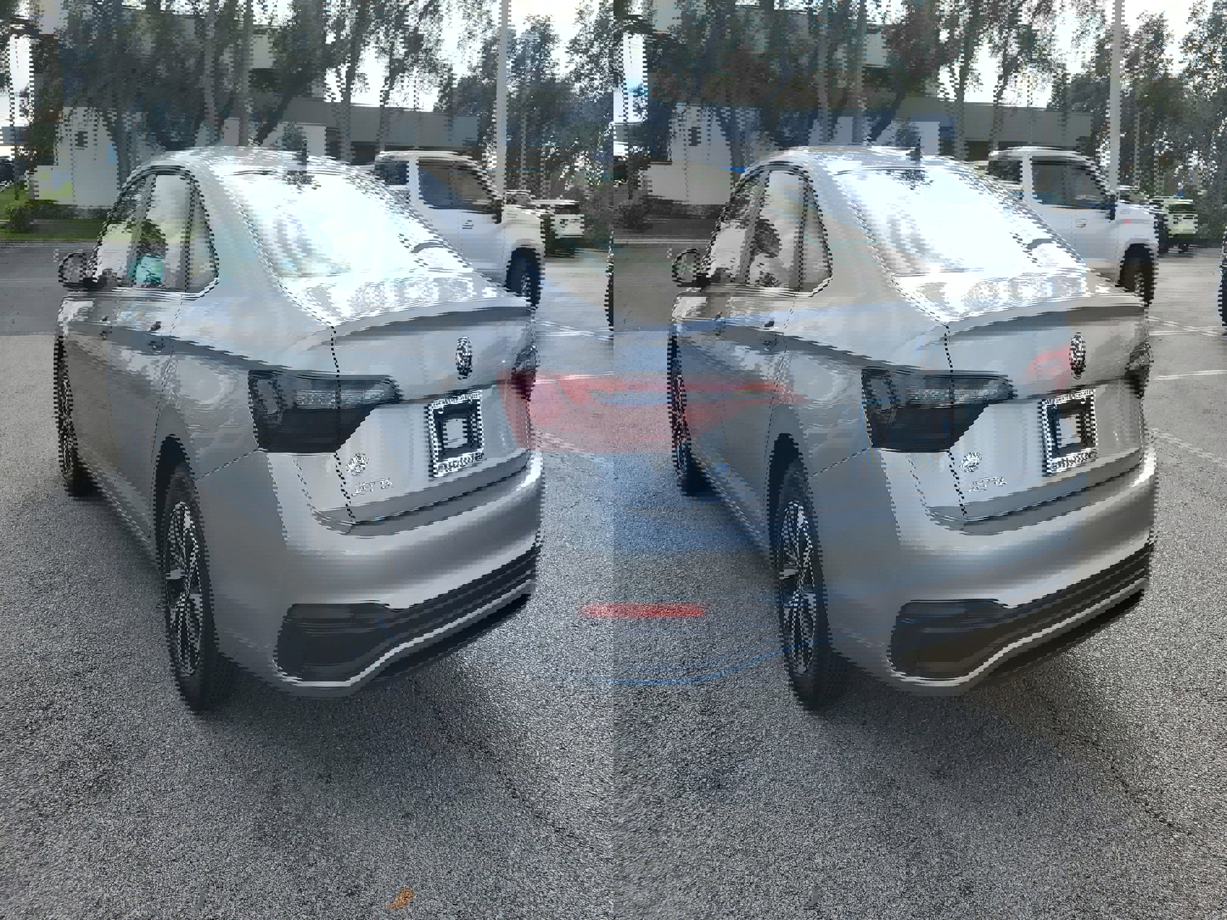 Used 2024 Volkswagen Jetta S image 7