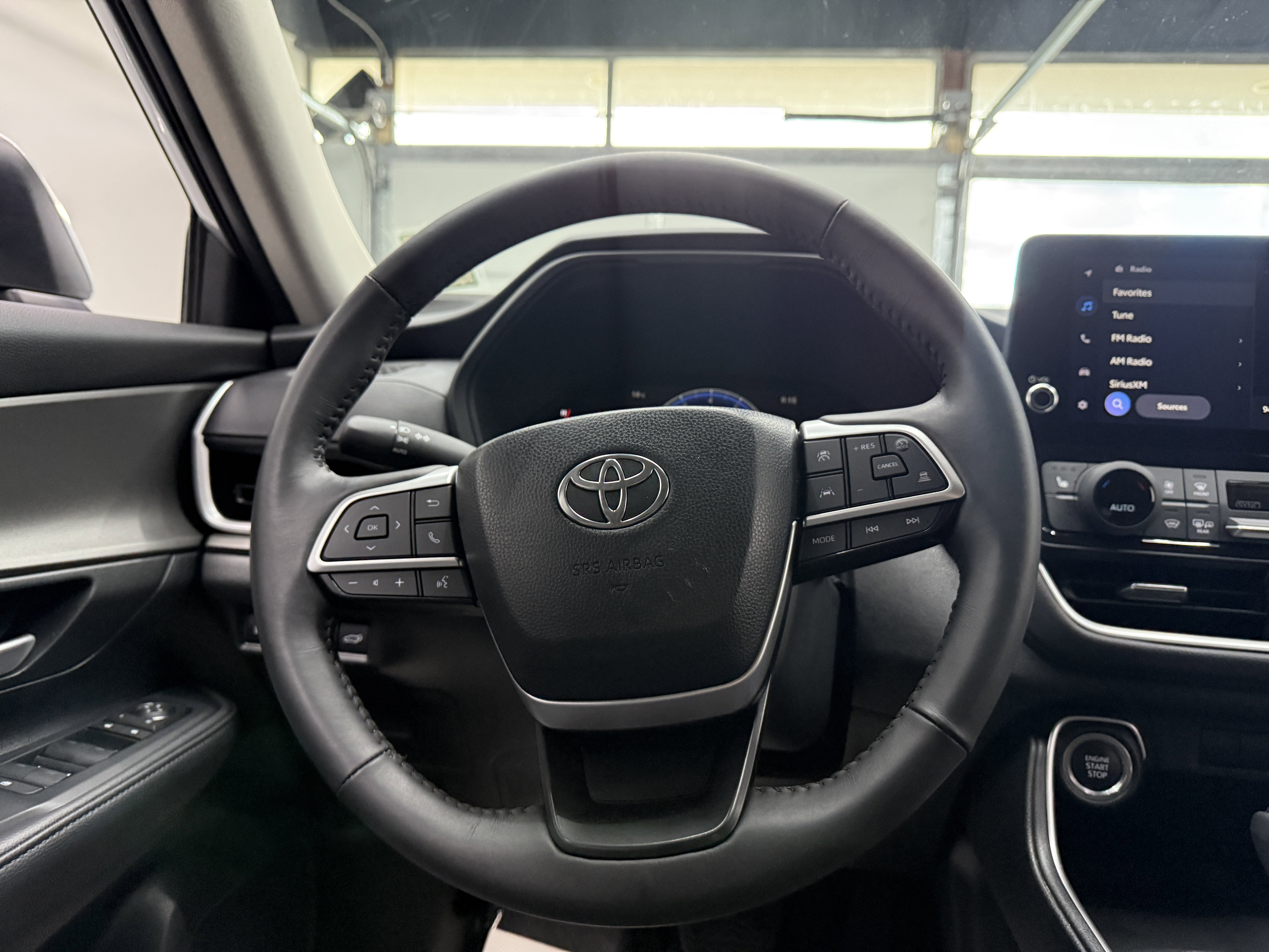 Used 2024 Toyota Grand Highlander XLE image 14