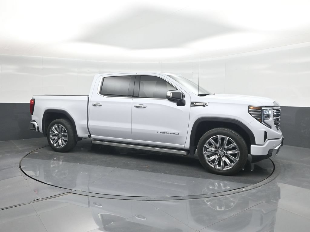 Used 2026 GMC Sierra 1500 Denali w/ Denali Reserve Package AWD/4WD image 11