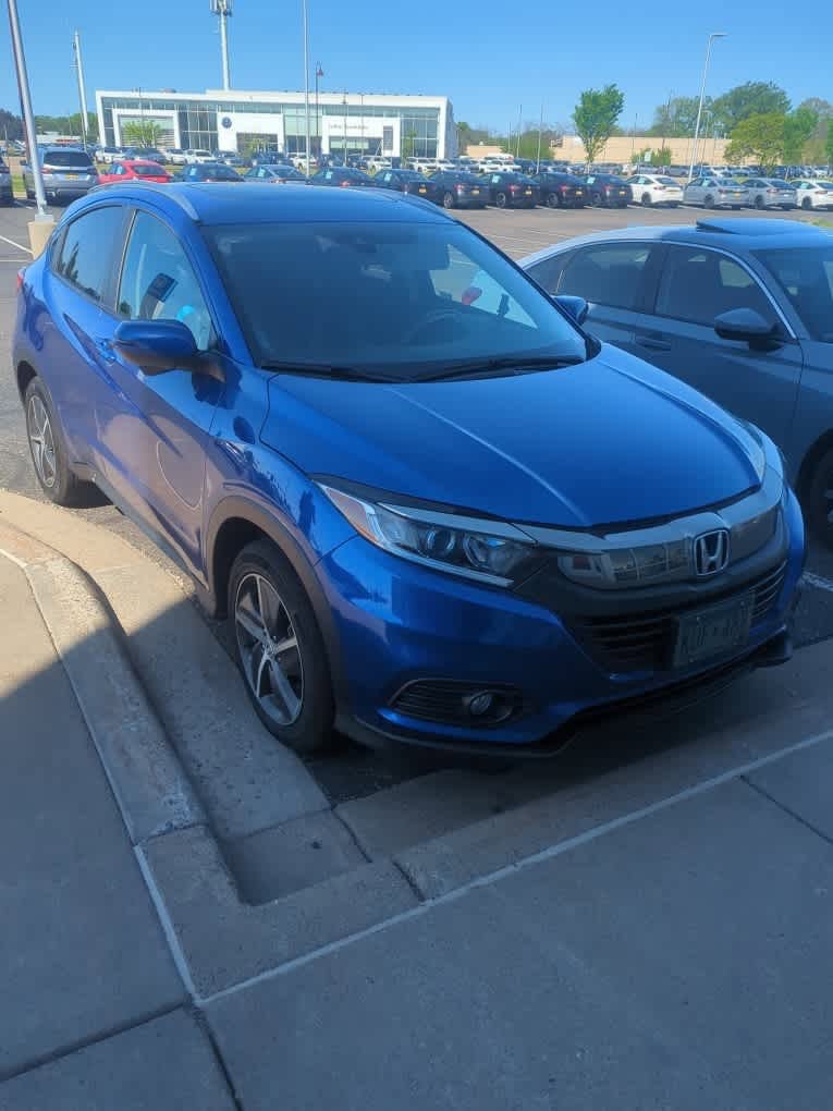 Used 2021 Honda HR-V EX image 2