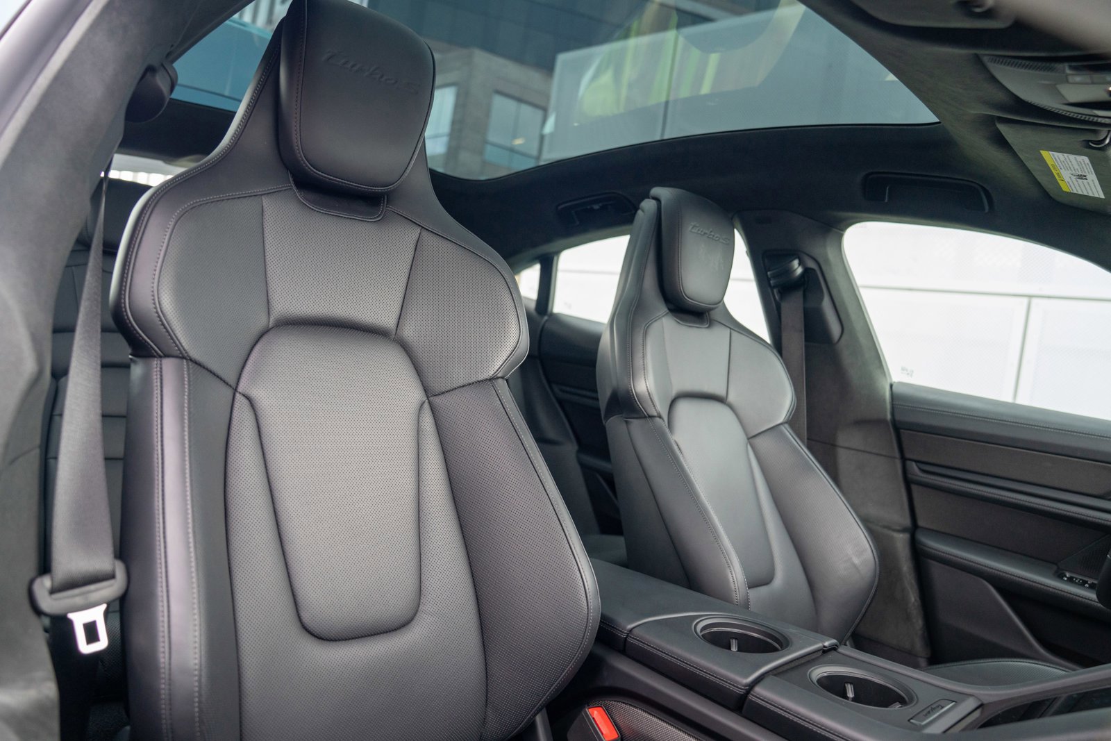 Certified 2025 Porsche Taycan Turbo image 25