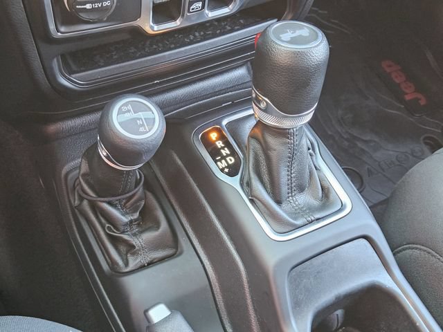 Used 2022 Jeep Wrangler Unlimited Sport AWD/4WD image 19