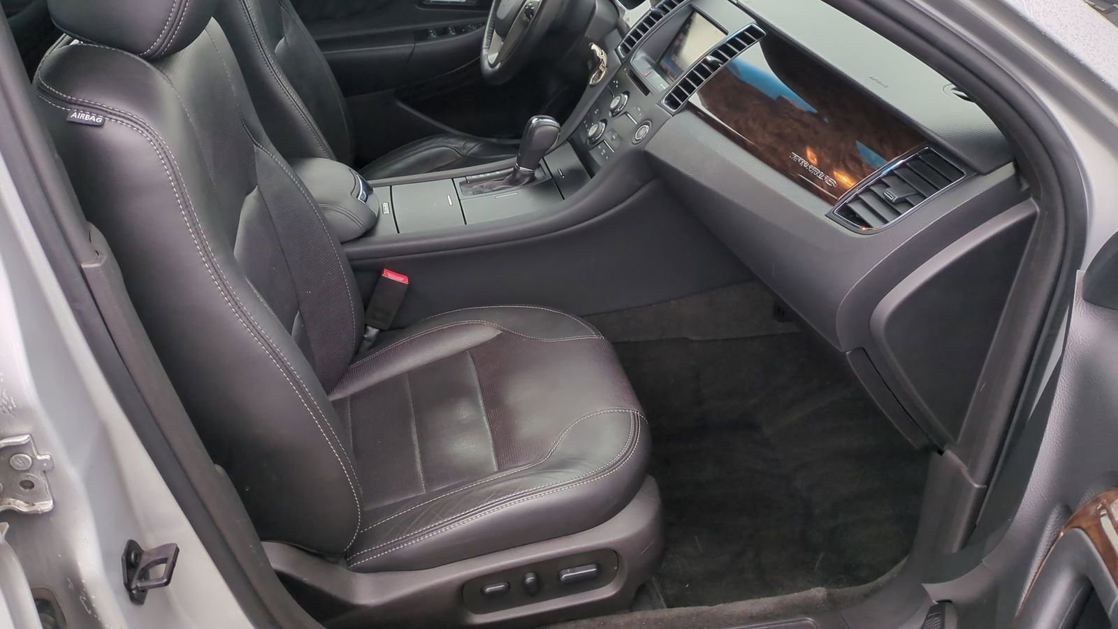 Used 2014 Ford Taurus Limited image 22