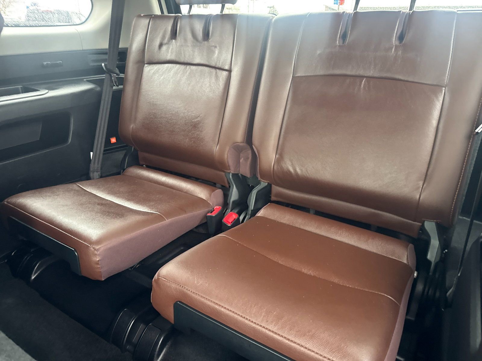 Used 2023 Toyota 4Runner Limited image 16