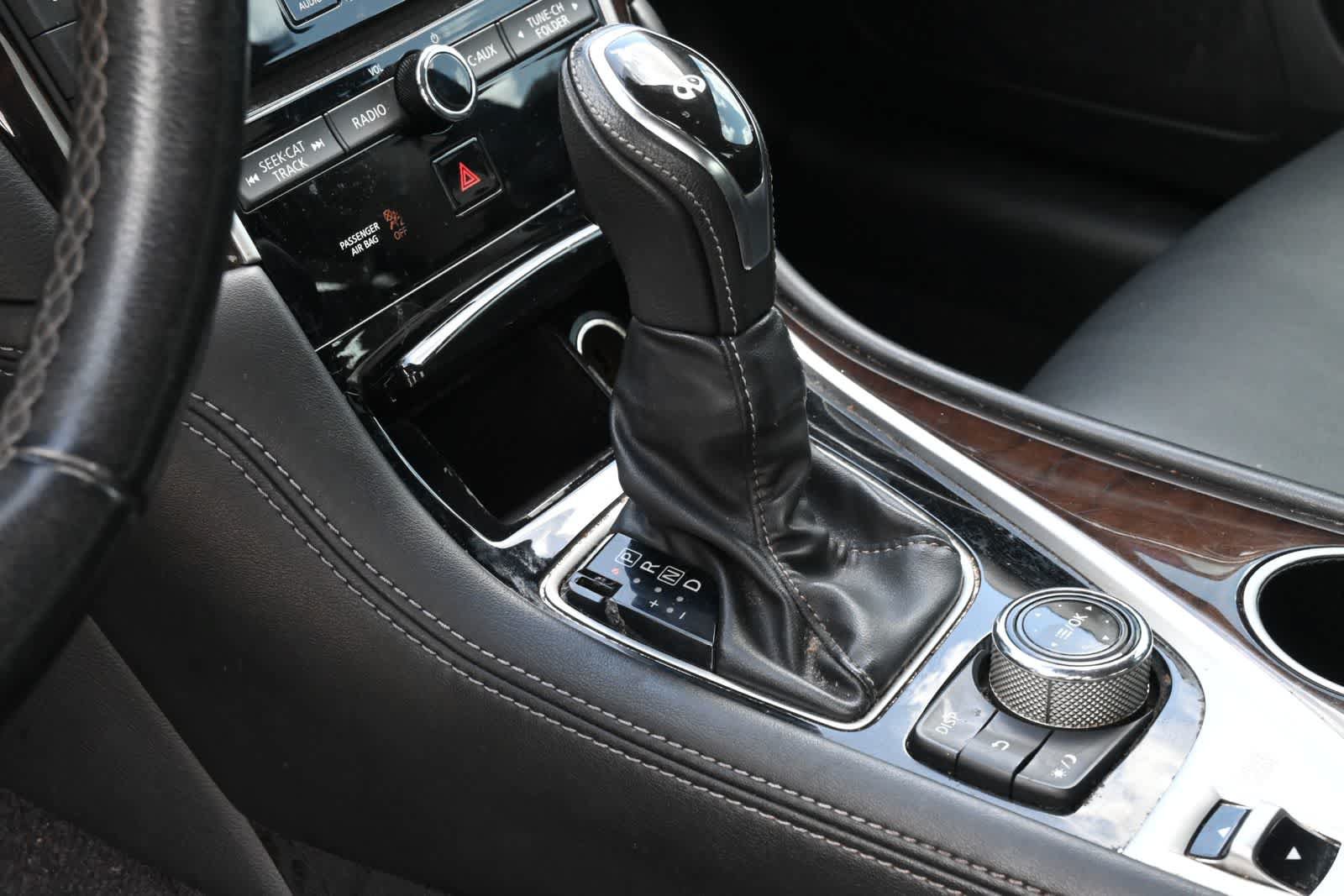 Used 2018 INFINITI Q50 Luxe AWD/4WD image 15