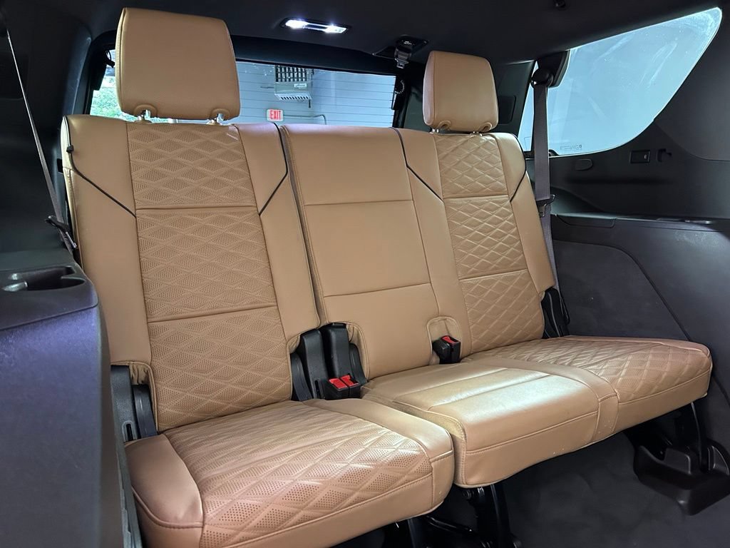 Used 2021 Cadillac Escalade Sport w/ Driver Assist Tech Package AWD/4WD image 14
