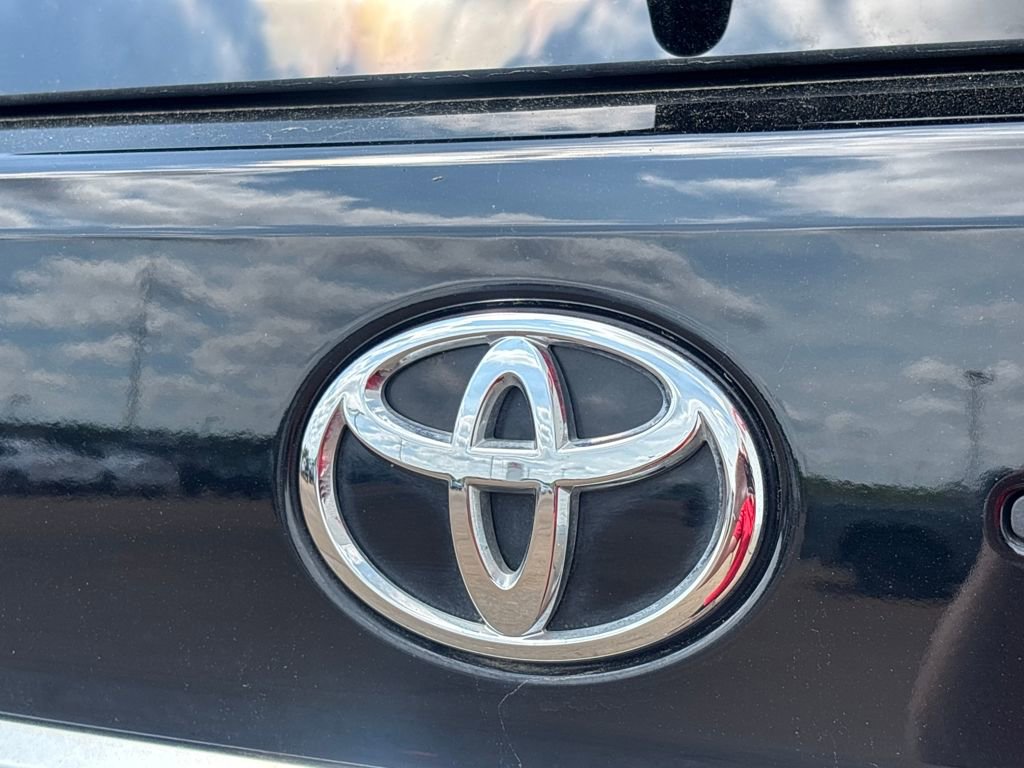 Used 2025 Toyota Sequoia Capstone image 36