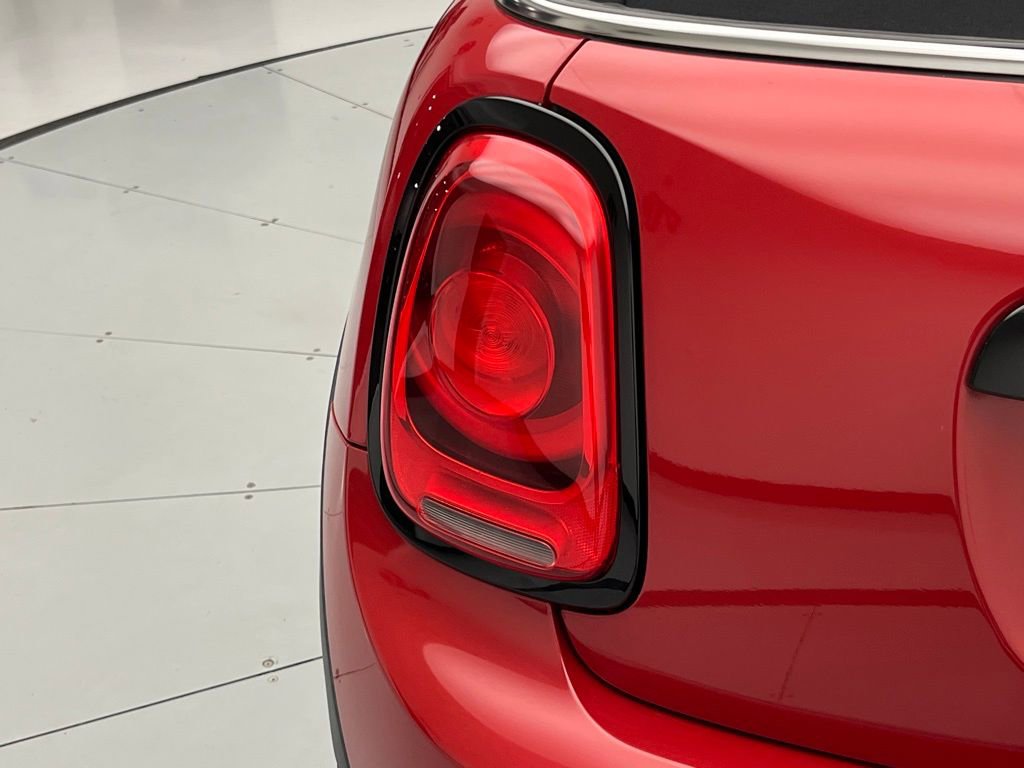 Used 2018 MINI Cooper S image 29