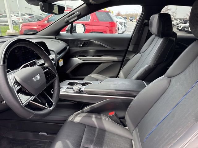 Used 2025 Cadillac Lyriq Luxury w/ LPO, Floor Liner Package image 15