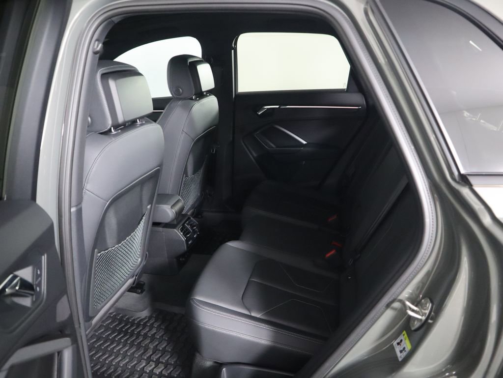 Certified 2022 Audi Q3 2.0T Premium Plus w/ Premium Plus Package image 22