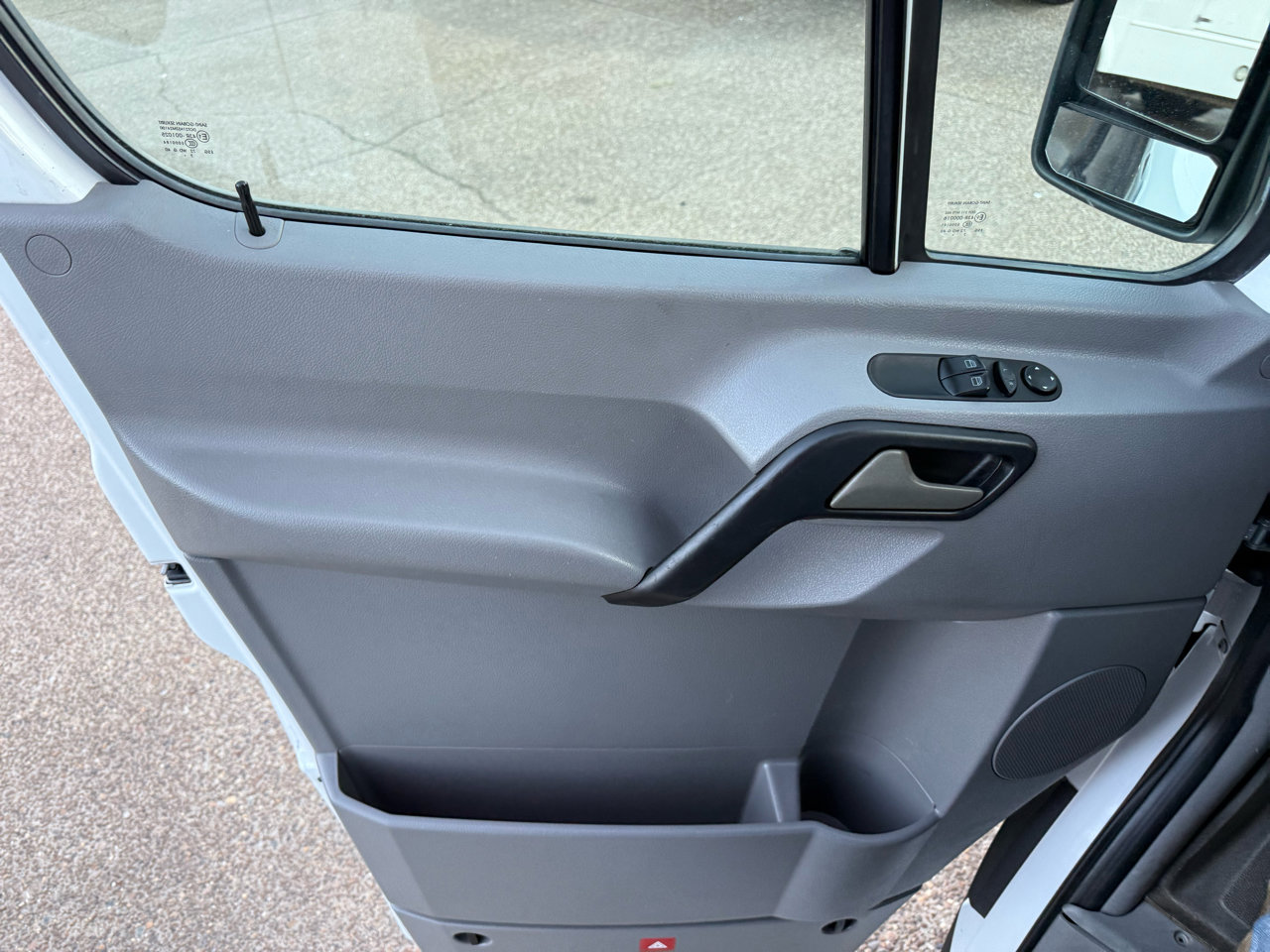 Used 2008 Dodge Sprinter 2500 image 19