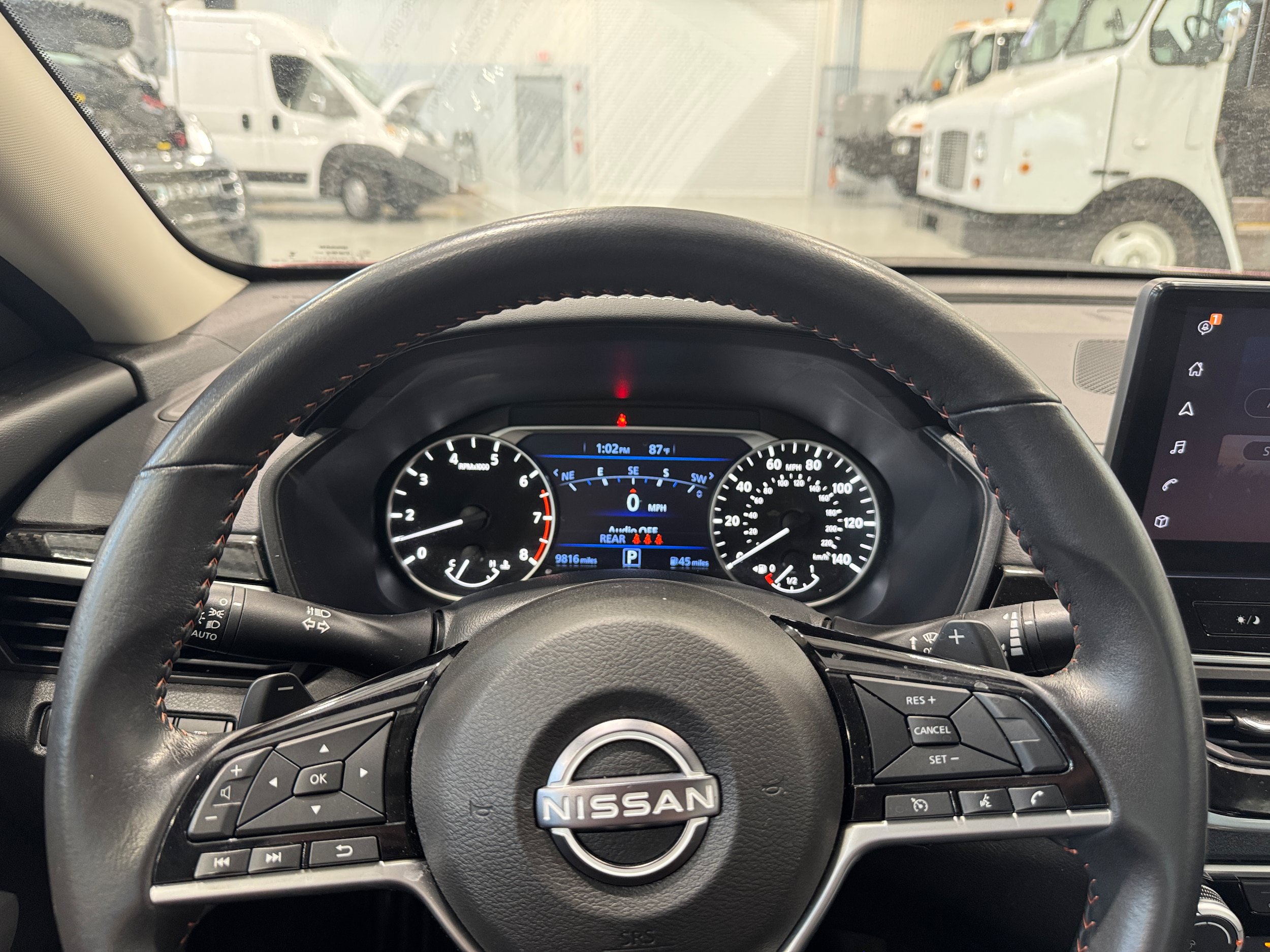 Used 2024 Nissan Altima 2.5 SR w/ SR Premium Package AWD/4WD image 16