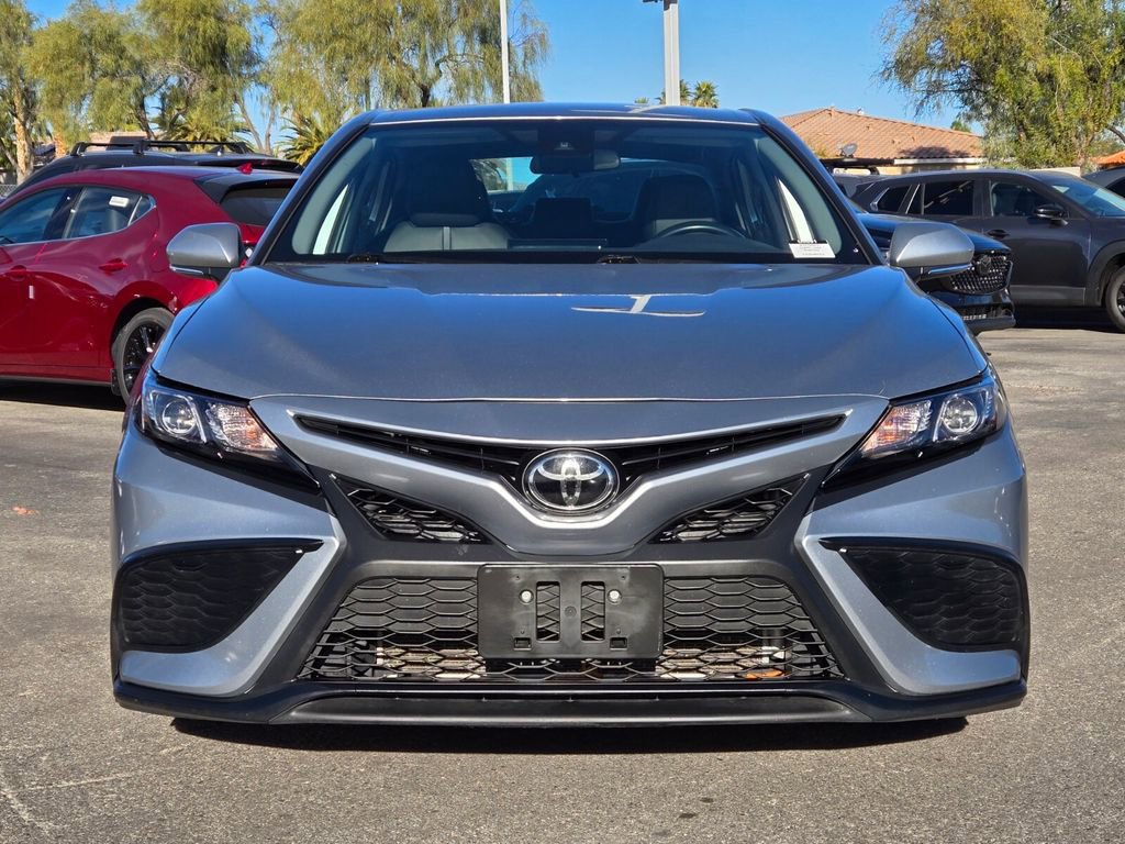 Used 2024 Toyota Camry SE image 8
