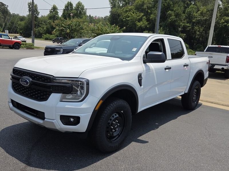 New 2026 Ford Ranger XL w/ FX4 Off-Road Package AWD/4WD image 3